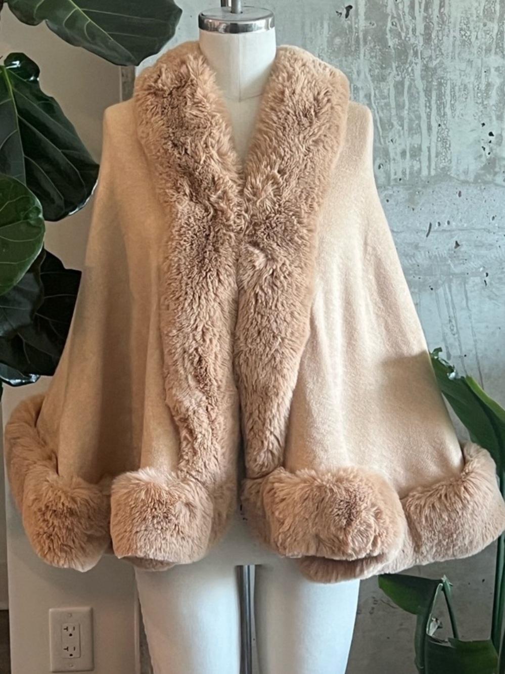 Adrienne Vittadini Soft Tan Teddy Jacket